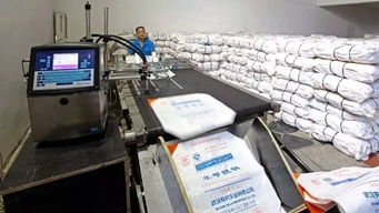 世界離不開 苯 ,品牌建設(shè)離不開 made in 大眾設(shè)計(jì) 下